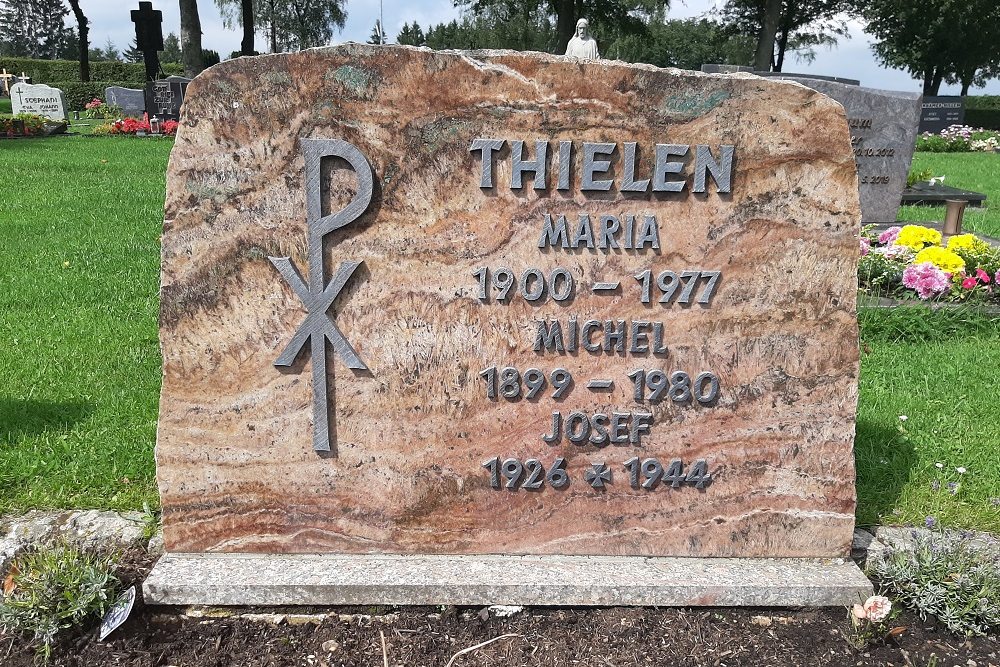 Duitse Oorlogsgraven Auw bei Prüm #5