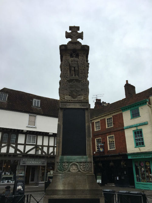 Oorlogsmonument Canterbury #1