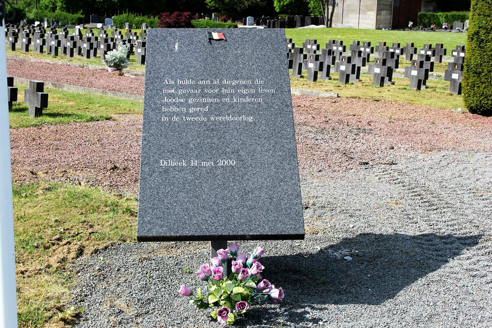 Commemorative Plate Veterans War Graves #1