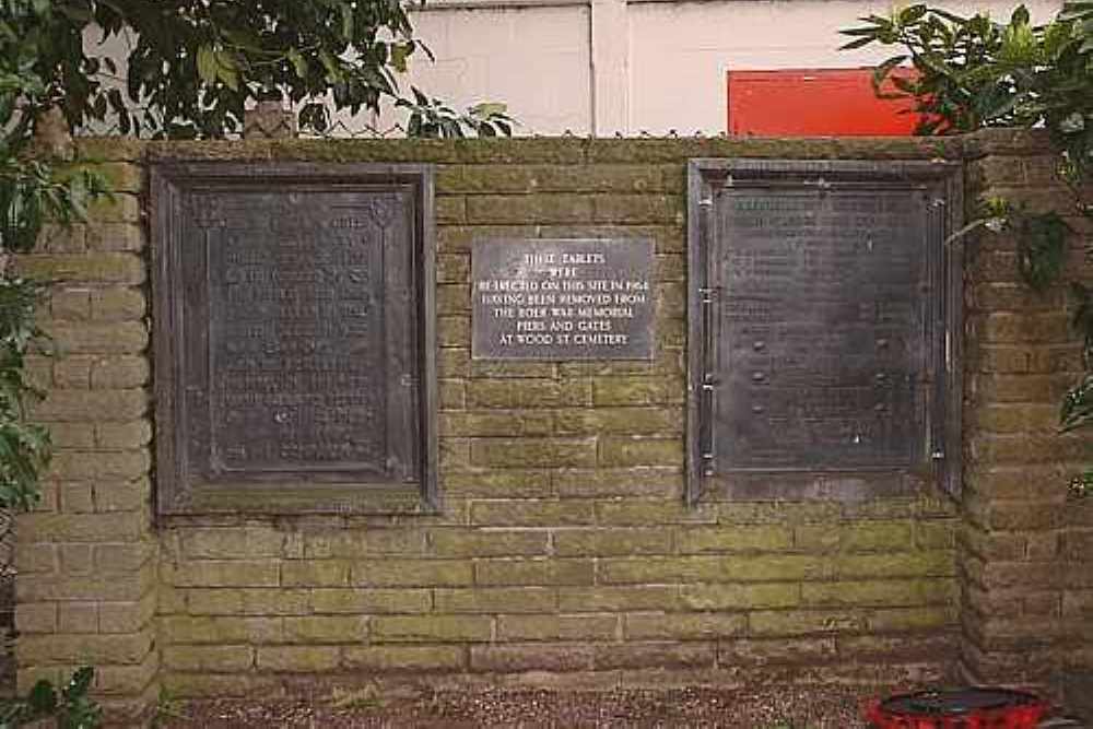 Oorlogsmonument Willenhall #2