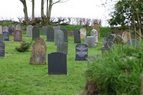 Oorlogsgraf van het Gemenebest Newton Tracey Churchyard