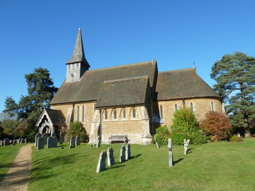 Oorlogsgraven van het Gemenebest St. Peter Churchyard