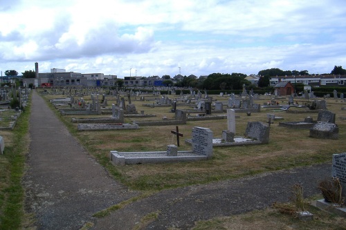 Commonwealth War Graves Camborne Cemetery #1