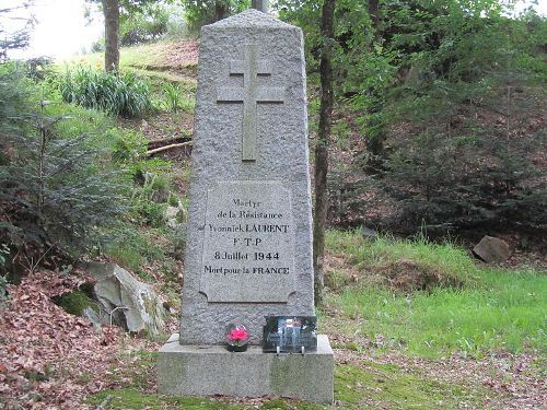 Monument Yvonnick Laurent #1