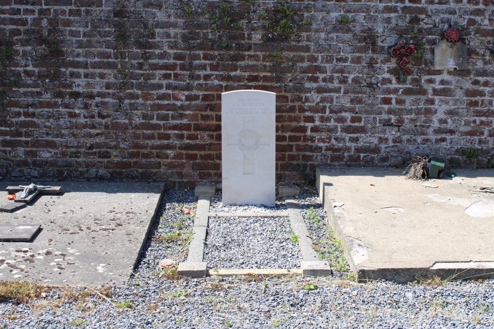 Commonwealth War Grave Havay #1