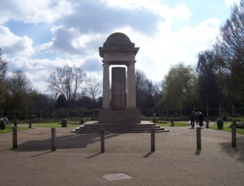 Oorlogsmonument Taunton #1