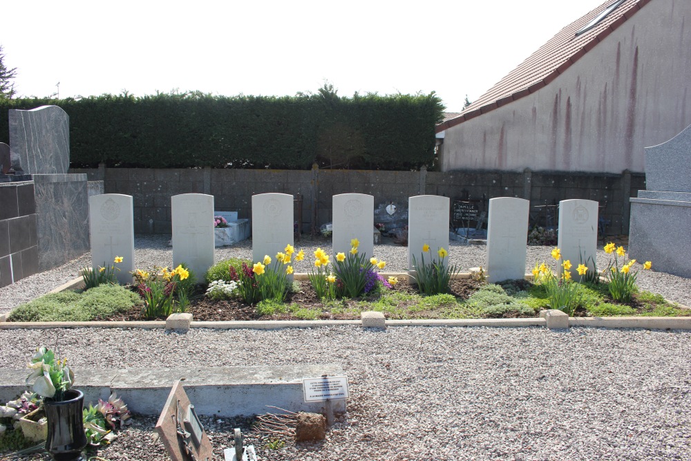 Oorlogsgraven van het Gemenebest Les Hemmes #1