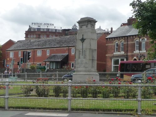 Oorlogsmonument Newtown en Llanllwchaiarn #1