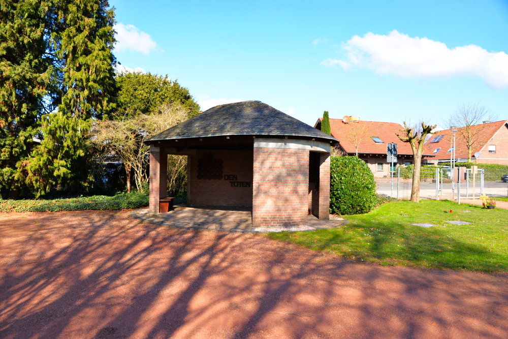 Oorlogsmonument Orsbeck Kerkhof #2