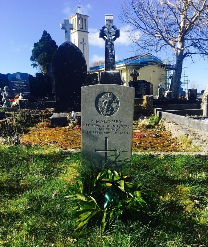 Oorlogsgraf van het Gemenebest Moycullen Catholic Churchyard #1