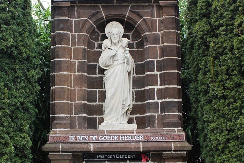 Grave Monument Pastor Dergent #3