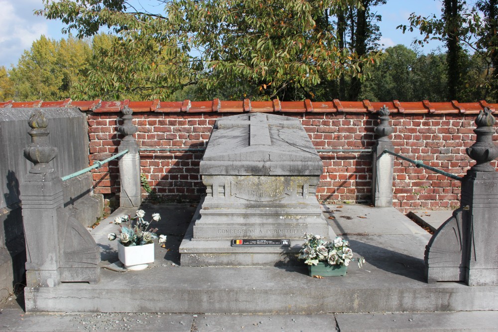 Belgian War Graves Flobecq