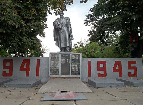 Mass Grave Soviet Soldiers Zelene #1