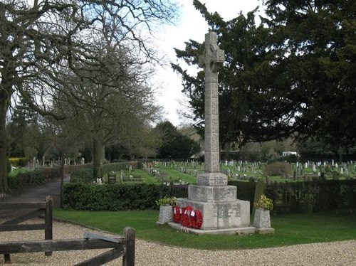 Oorlogsmonument Windlesham #1