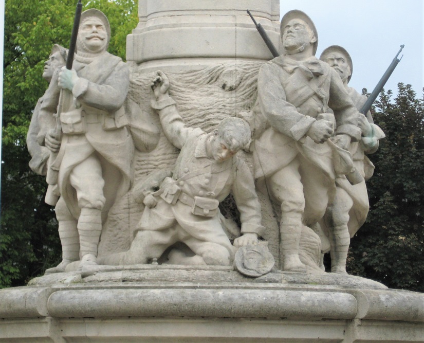 War Memorial Charleville #4
