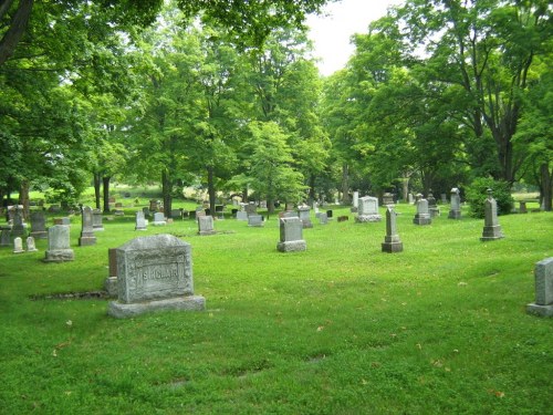 Commonwealth War Graves Lakeview Cemetery