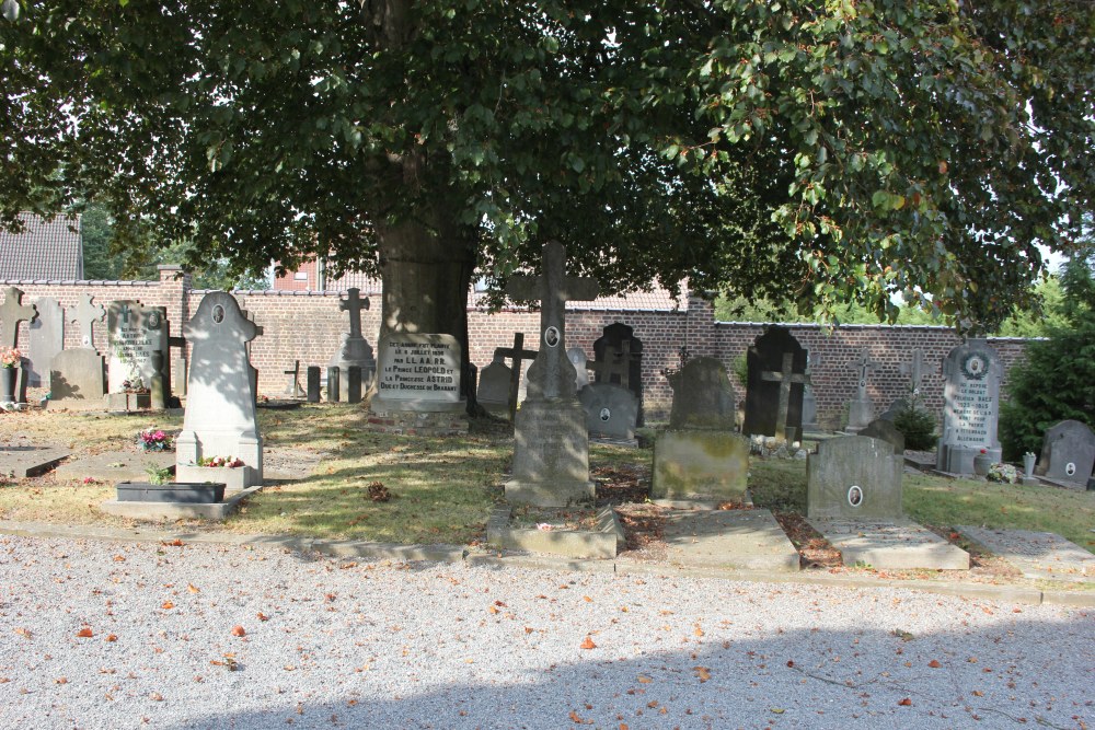 Belgian War Graves Wavre #1