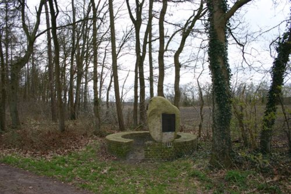 Monument Executies Bonhagen 8 April 1945 #1