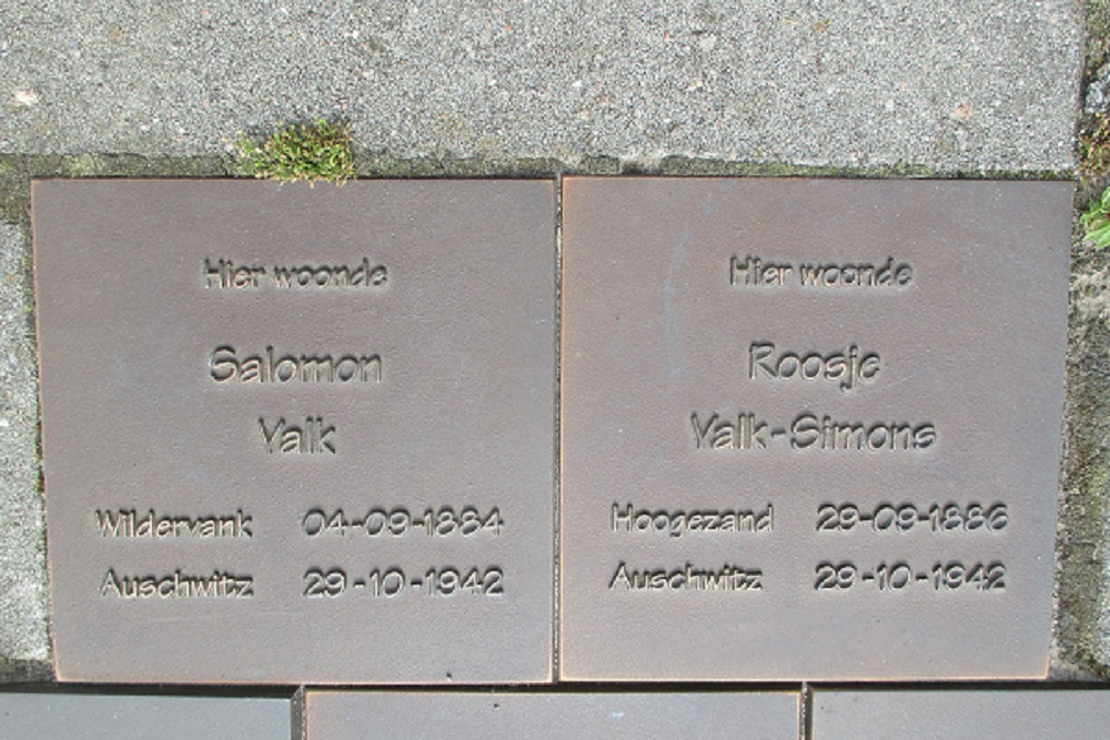 Memorial Stones J.Kammingastraat 140 #2