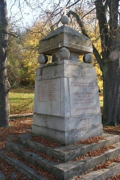 Oorlogsmonument Ariendorf #1