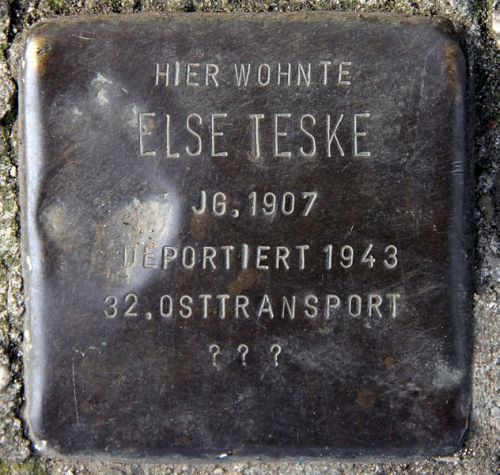 Stumbling Stone Wiener Straße 33