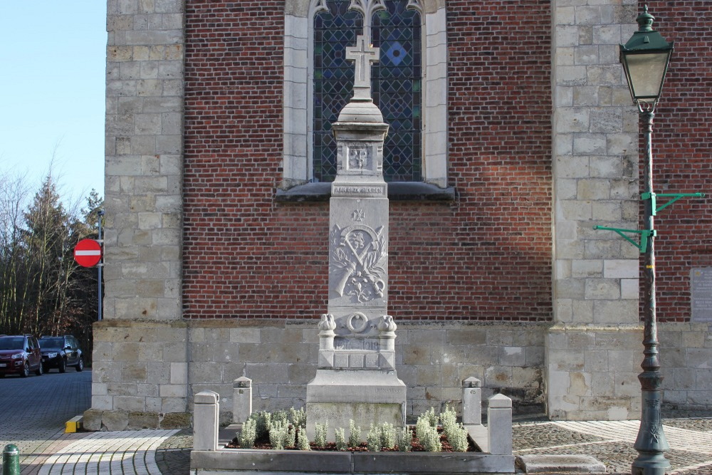 Oorlogsmonument Mere #2