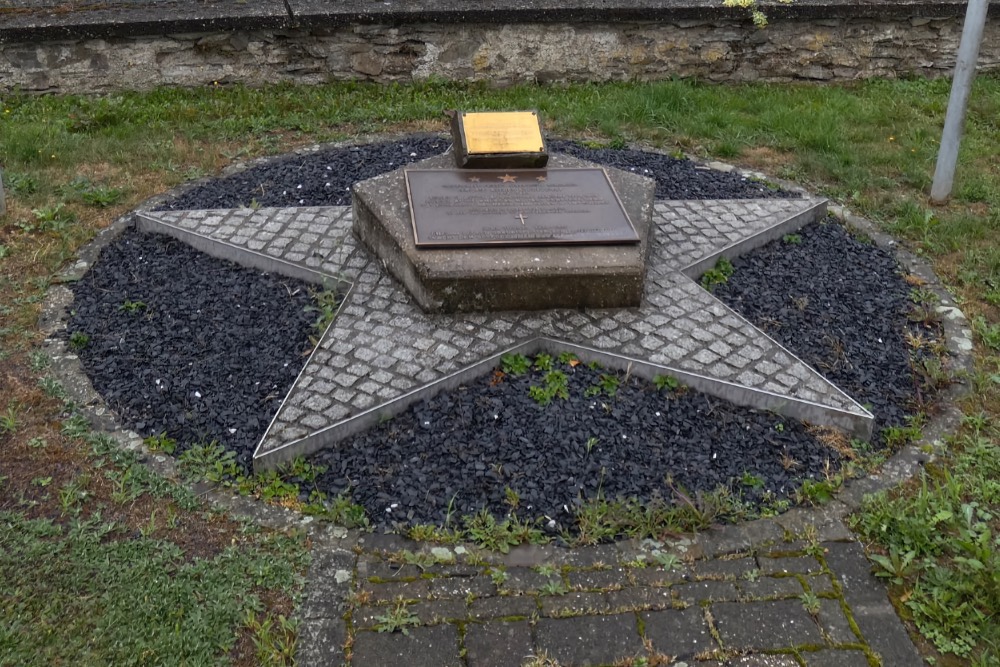 Monument Alfred Etcheverry en Jean Thilges