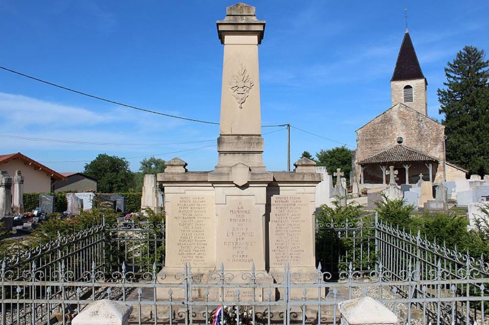 Oorlogsmonument Saint-Étienne-sur-Reyssouze #1