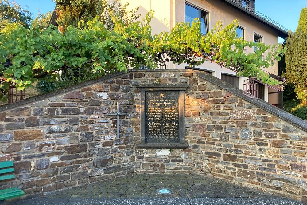 Oorlogsmonument Utzenhain #1