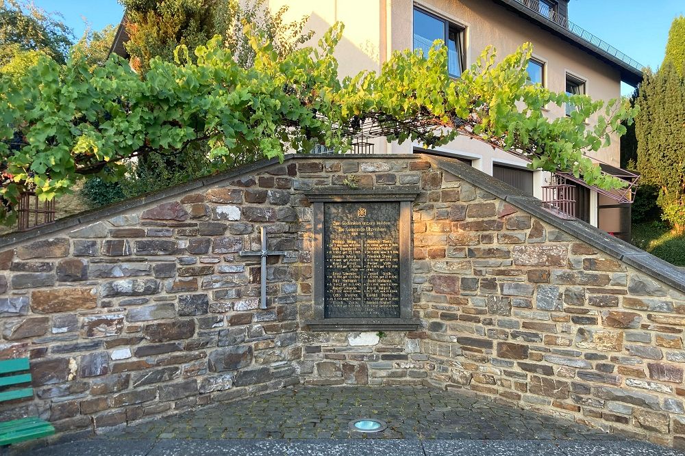 War Memorial Utzenhain #1