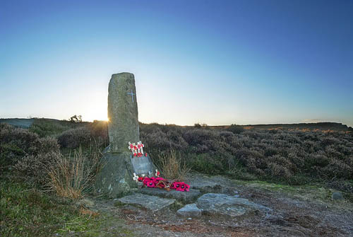 Memorial Halifax Bomber DK-185 IIkley