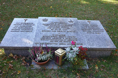 Graves Polish & Czech Resistance Members #2