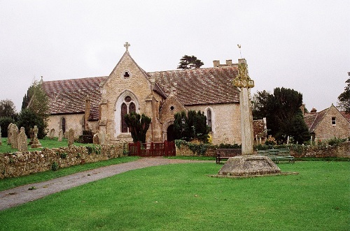 Oorlogsgraven van het Gemenebest All Saints Churchyard #1