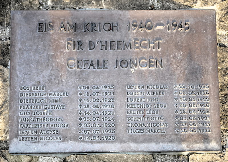 War Memorial Moutfort #2