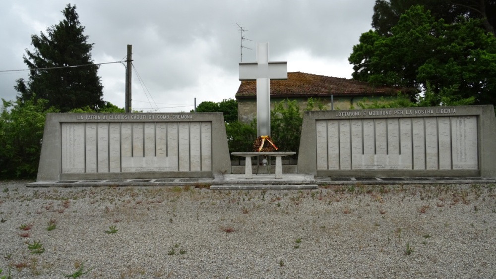 Italiaanse Militaire Begraafplaats en Oorlogsmonument Camerlona #5