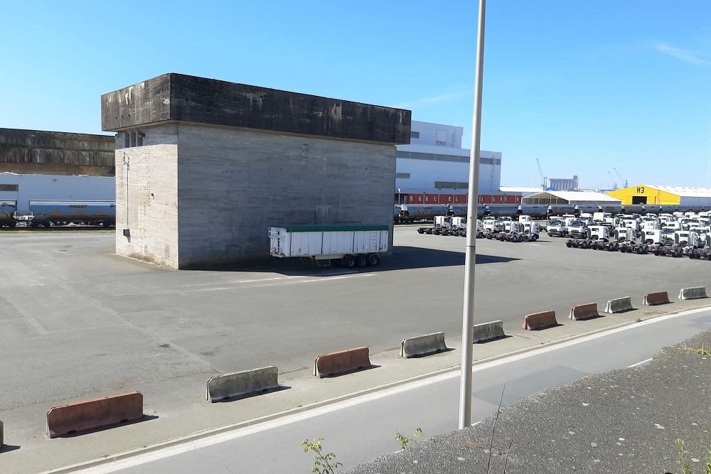 U-boat Bunker 
