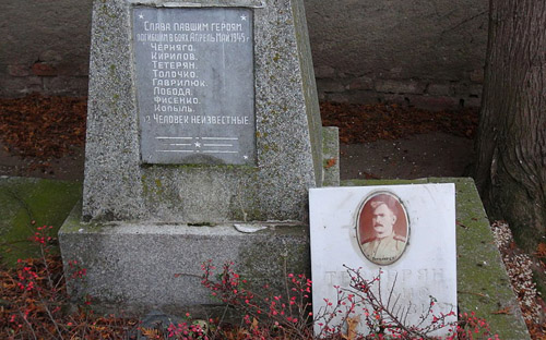 Soviet War Cemetery Laa an der Thaya #3