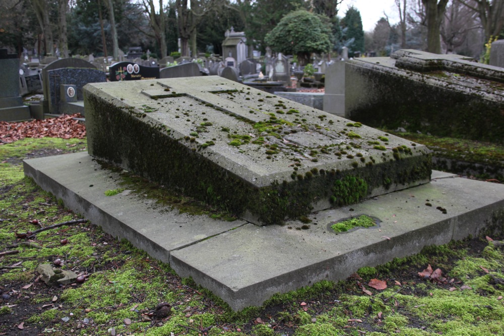 Belgian War Graves Liège Cemetery Robermont #4