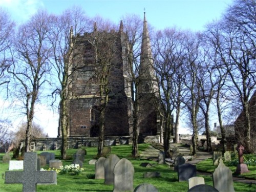 Oorlogsgraven van het Gemenebest St. Peter and St. Paul Churchyard #1