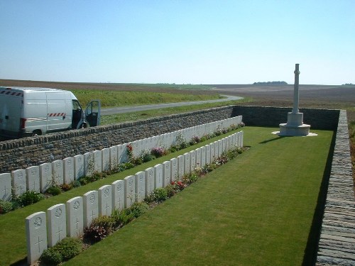 Commonwealth War Cemetery Montbrehain #1