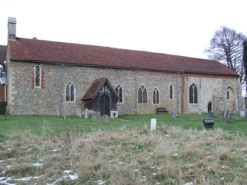 Oorlogsgraf van het Gemenebest St. Mary and St. Lawrence Churchyard