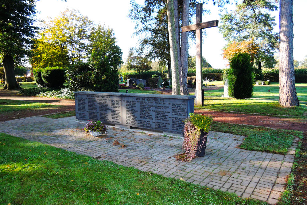 War Memorial Klinkum #4