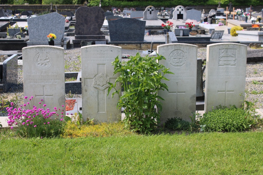 Commonwealth War Graves Erquelinnes #5