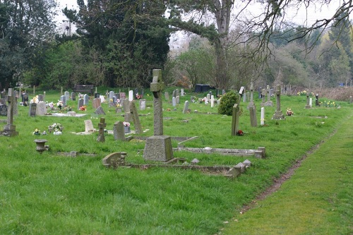 Oorlogsgraven van het Gemenebest St Peter Churchyard Extension