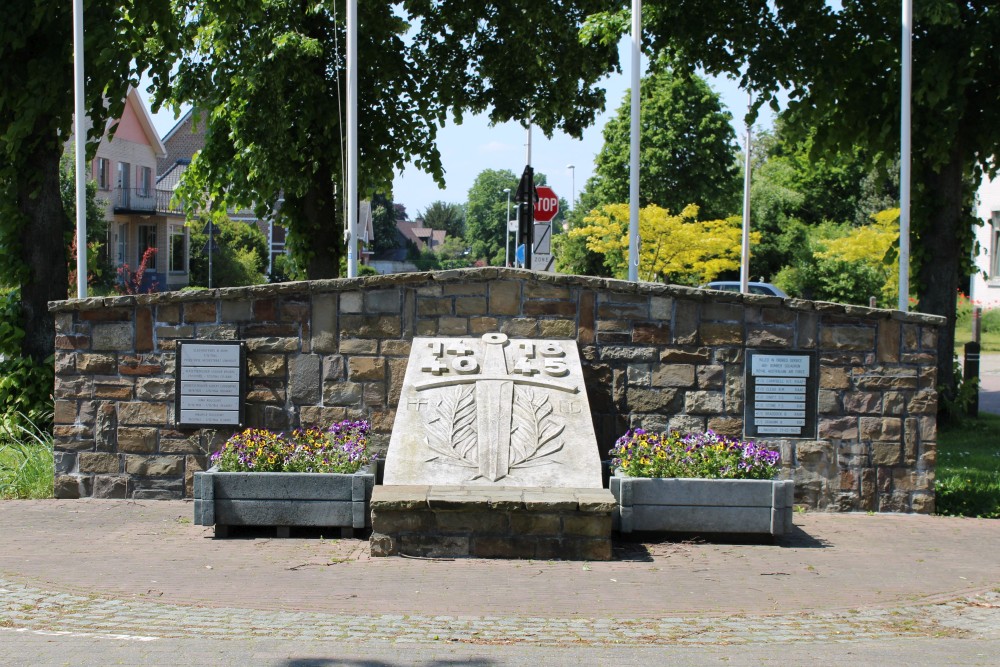 Oorlogsmonument Linkhout #2