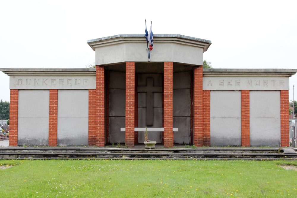 War Memorial Cemetery Dunkerque #2