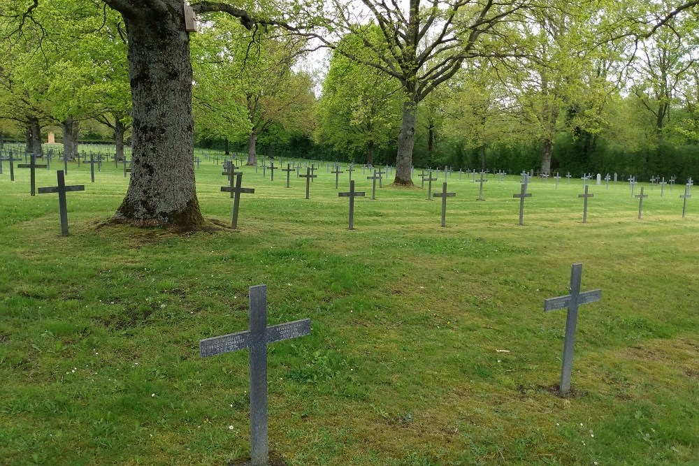 Duitse Oorlogsbegraafplaats Schault #3