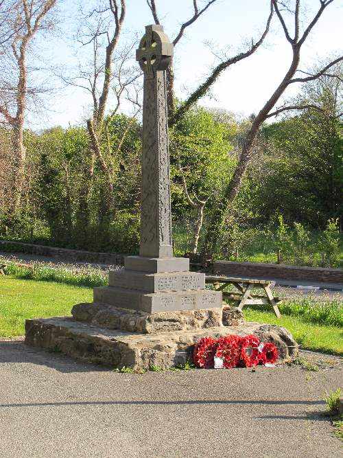 War memorial Kirk Braddan #2