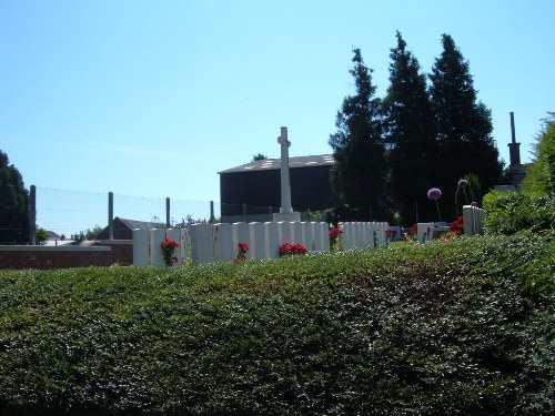 Commonwealth War Graves Noyelles-sur-Escaut Extension