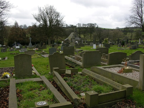 Commonwealth War Graves Rastrick Cemetery